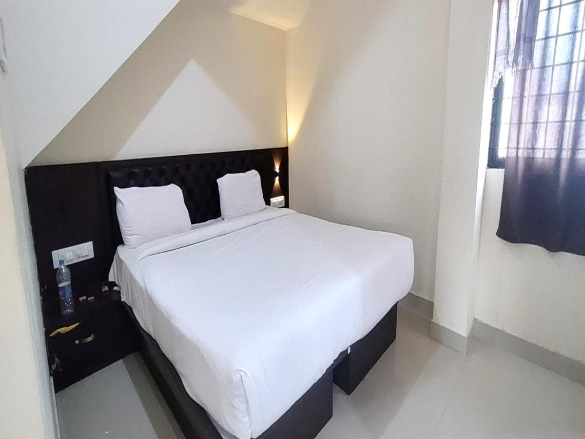 Mg Residency Hotel จิกมากาลูร์ ภายนอก รูปภาพ