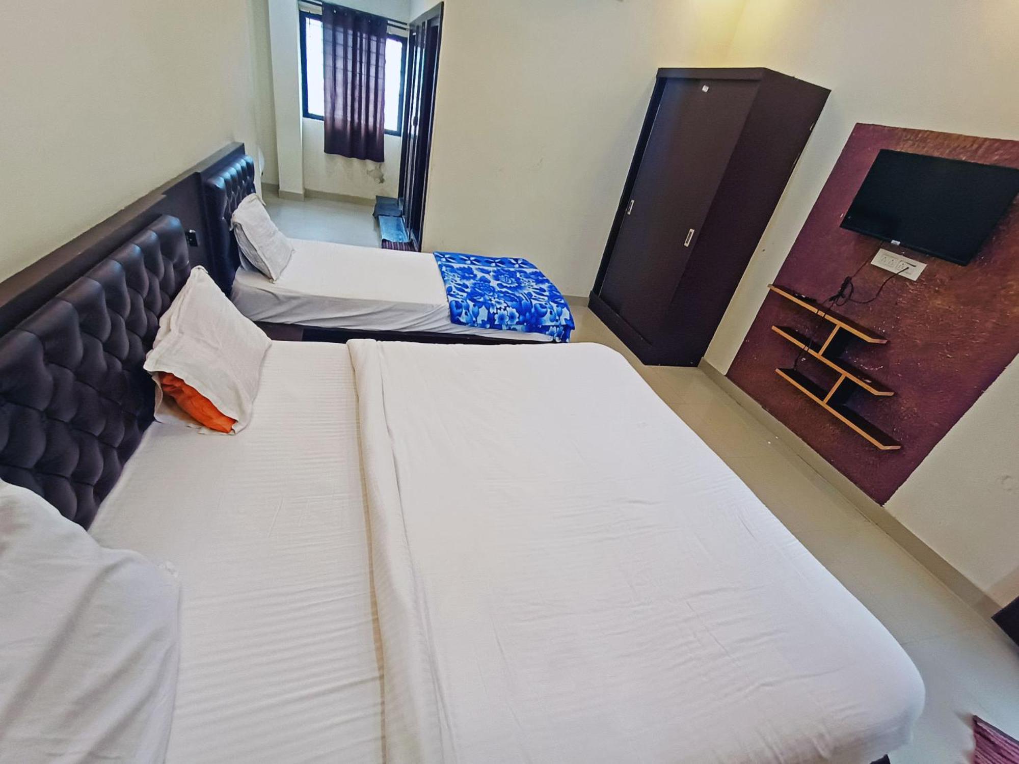 Mg Residency Hotel จิกมากาลูร์ ภายนอก รูปภาพ