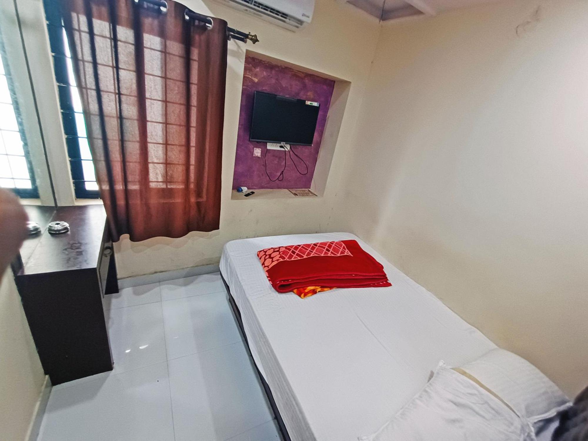 Mg Residency Hotel จิกมากาลูร์ ภายนอก รูปภาพ
