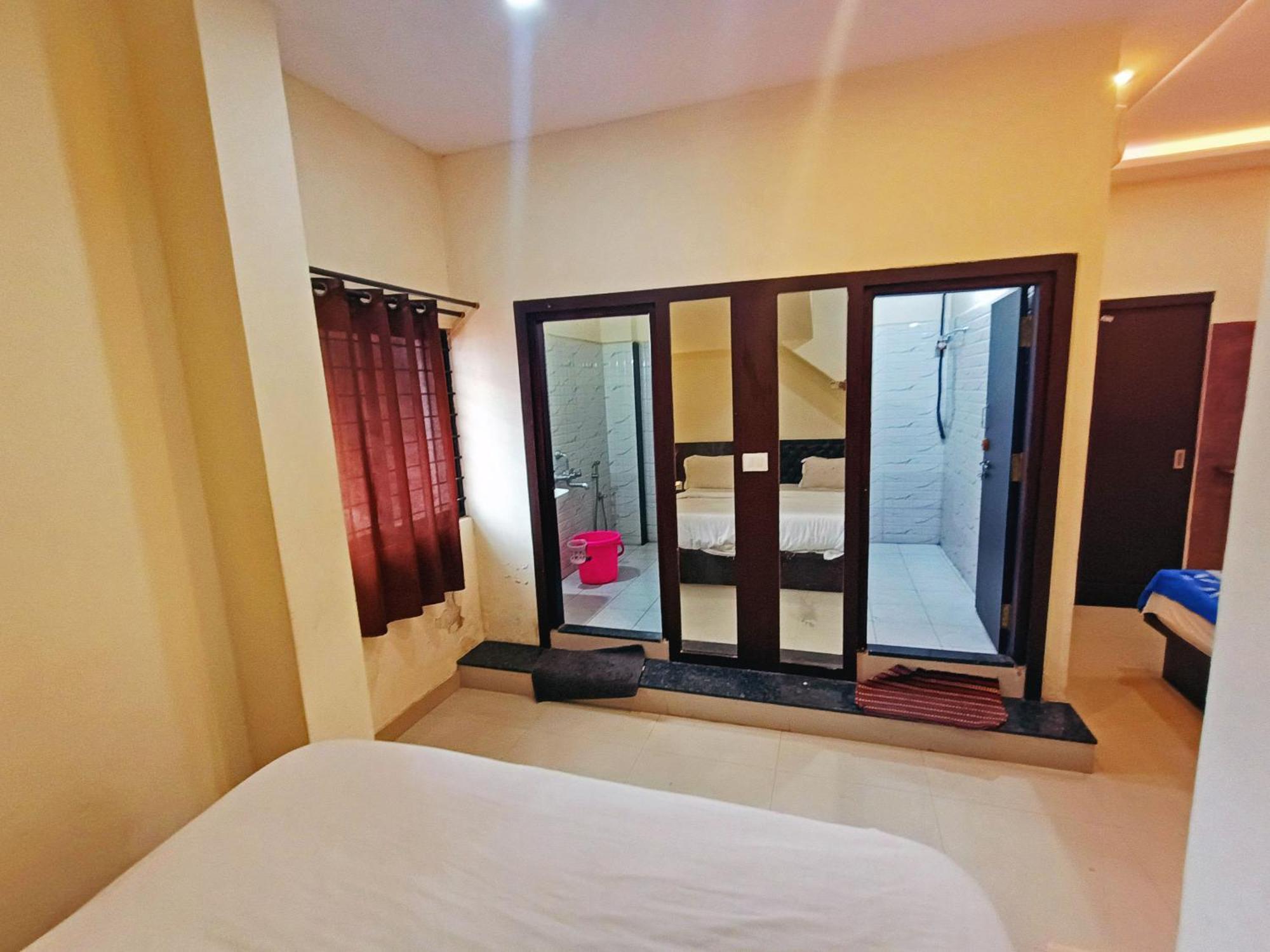 Mg Residency Hotel จิกมากาลูร์ ภายนอก รูปภาพ